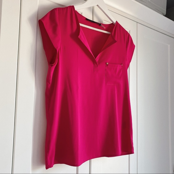 Like new Ivanka Trump top - Picture 2 of 6